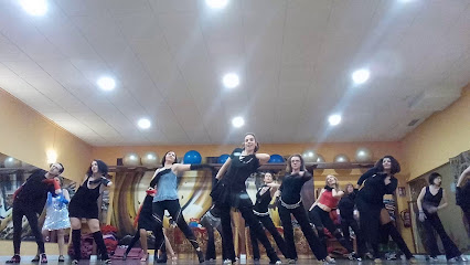 Academia de baile Esencias Zahraa | danza, yoga, meditación, ybienestar en Albacete