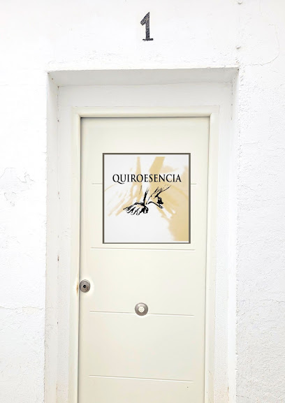 Quiroesencia yoga, masaje, y osteopatía Granada